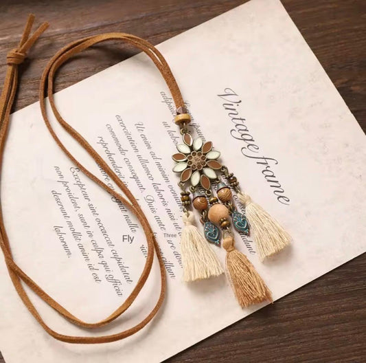 Vintage Enamel Daisy Flower Pendant Necklace with Beads & Triple Tassels
